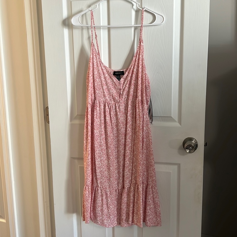 Pink&white Floral Dress 👗